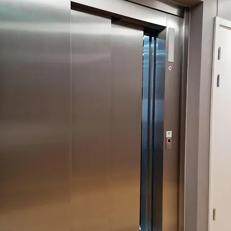 Pa Bystranda Tangen Apartamento *